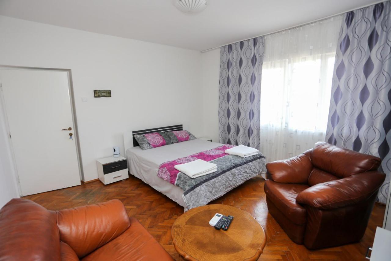 Smjestaj Djurdjevic Apartment Херцег Нови Екстериор снимка